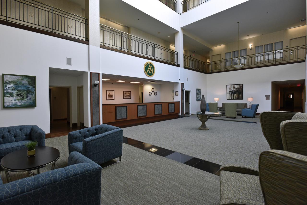 Maron Hotel & Suites Danbury Bagian luar foto