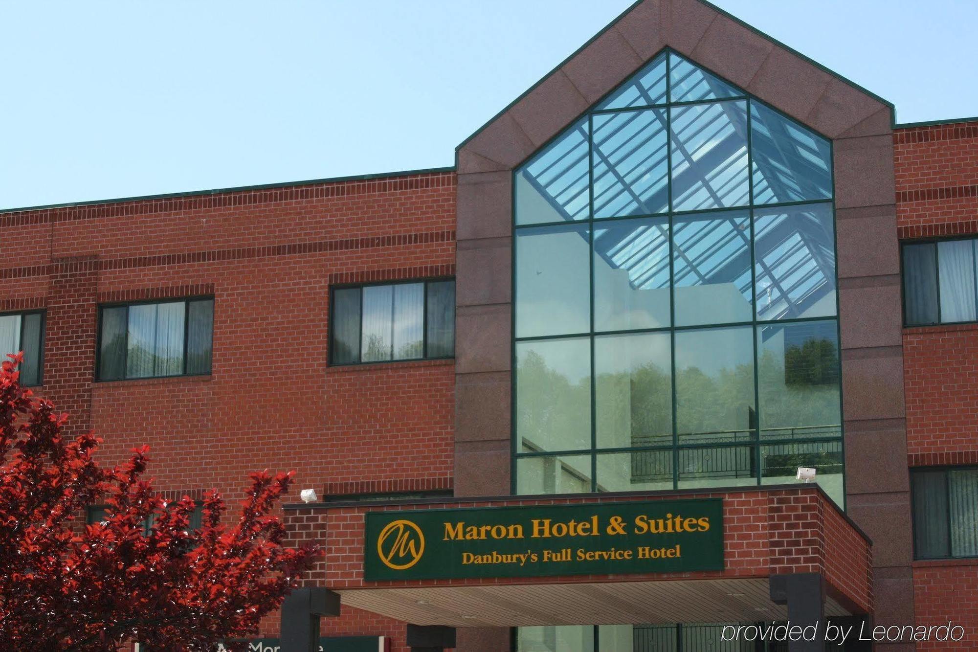 Maron Hotel & Suites Danbury Bagian luar foto